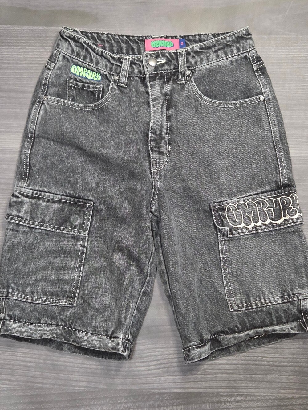 Empyre Tori women's washed charcoal denim zip-off cargo shorts size 2